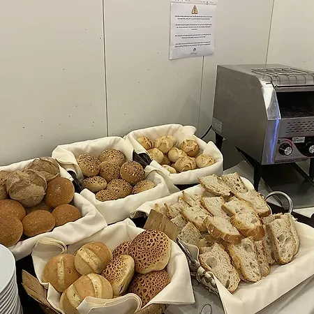 Ξενοδοχείο Apulia Εσποσέντε