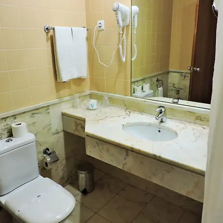 Ξενοδοχείο Apulia 4*