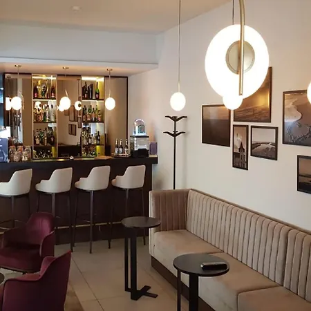 Apulia 호텔 에스포센데